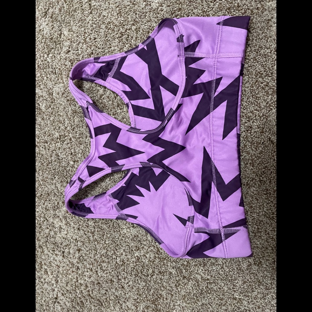 Sports bra